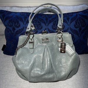 Coach Madison Leather Limited Edition (Authentic) Color: Willow Kisslock Handbag